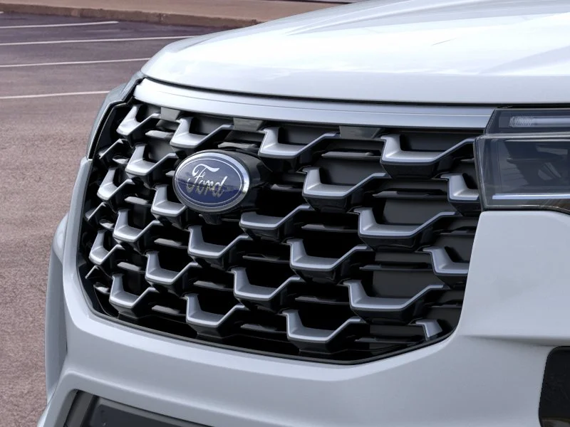 New 2026 Space White Metallic Ford Platinum™ image 17