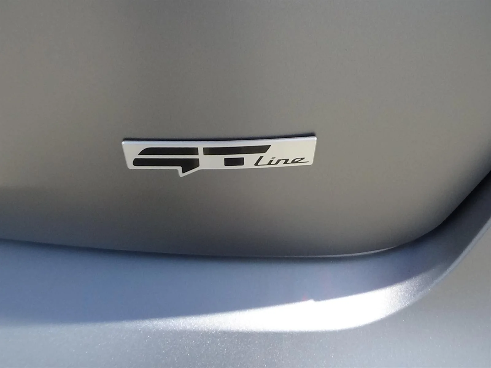 Used 2025 Steel Matte Gray (klm) Kia GT-Line image 11