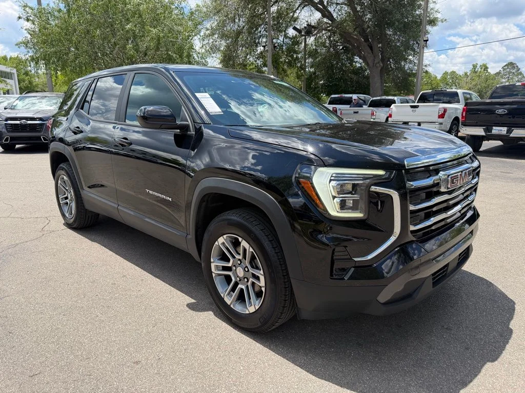 2025 GMC Terrain Elevation AWD's photo