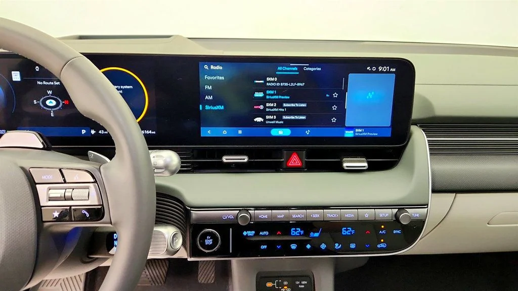 Used 2025 Digital Teal Hyundai Limited AWD *Ltd Avail* image 16