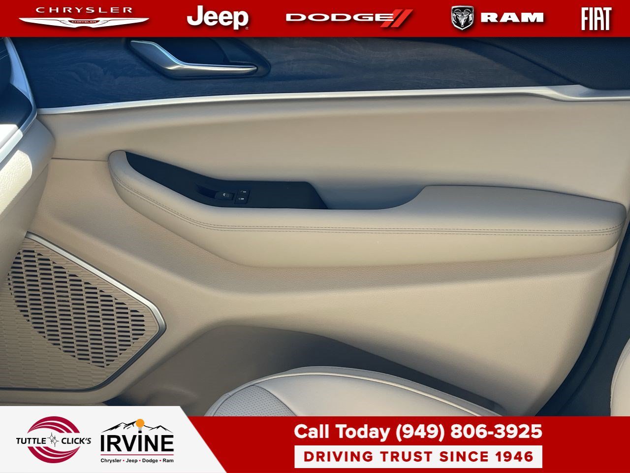 New 2026 Bright White Clear-Coat Exterior Paint Jeep Limited image 21