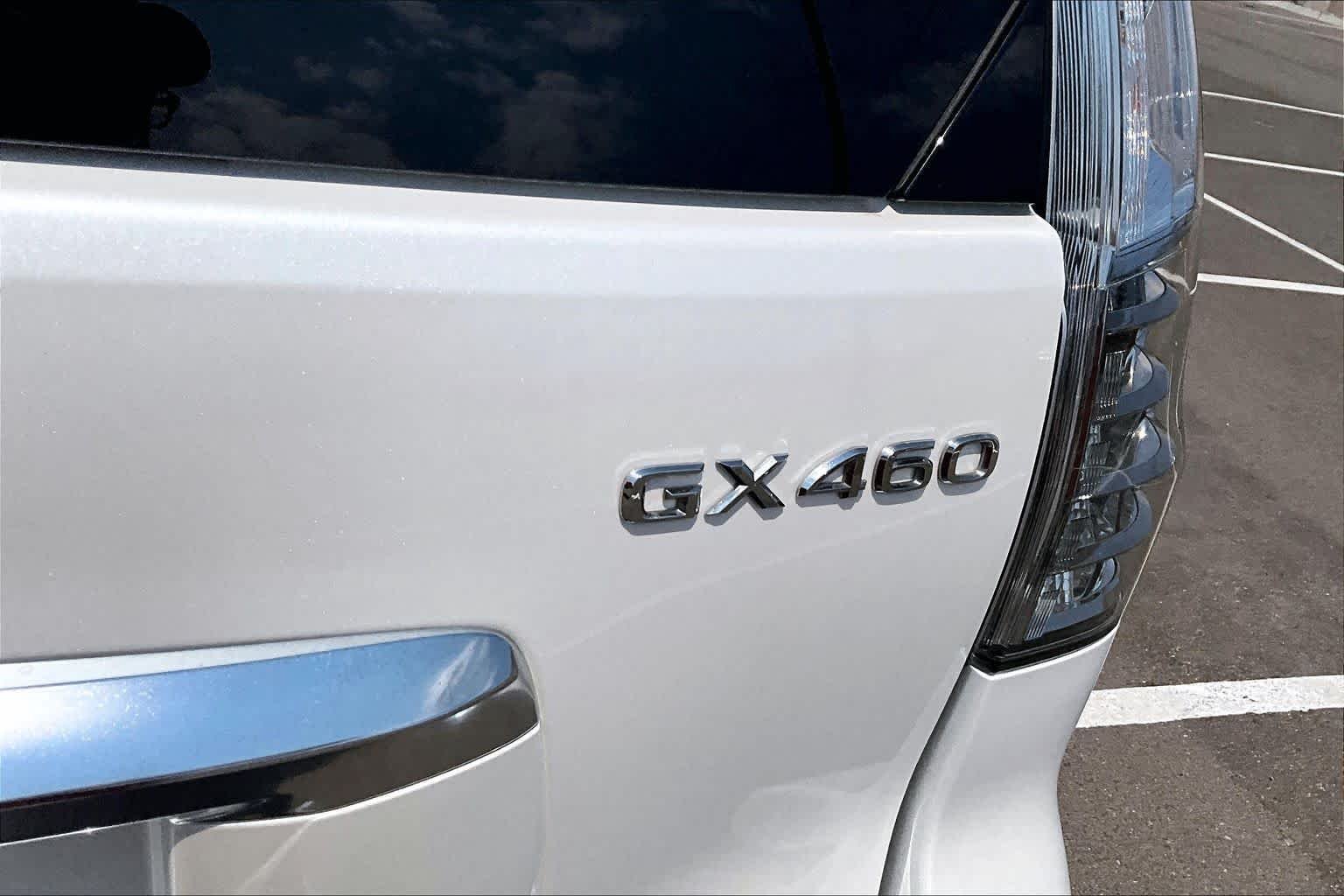 Used 2023 Eminent White Pearl Lexus Premium image 30