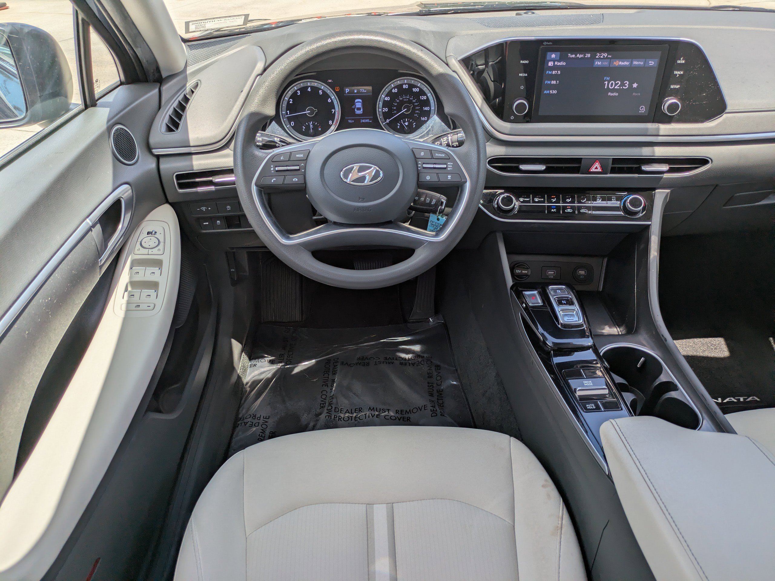 Certified Used 2023 Carbon Blue Hyundai SE image 14
