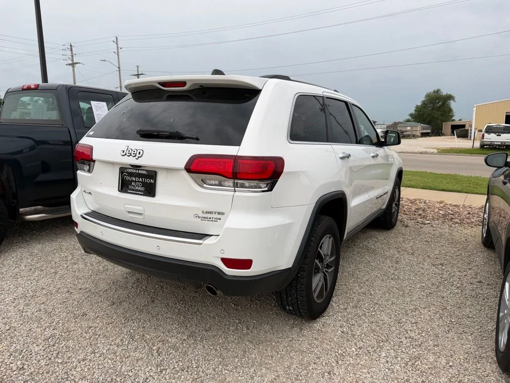 Certified Used 2022 White Jeep Limited image 4