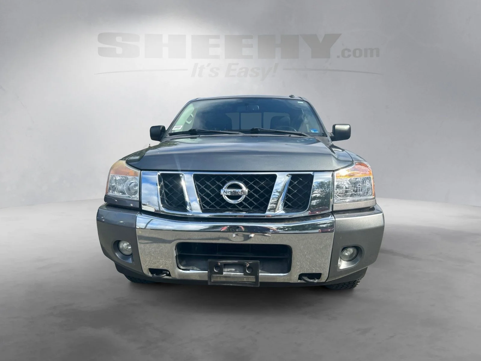 Used 2013 Gun Metallic Nissan SV image 17