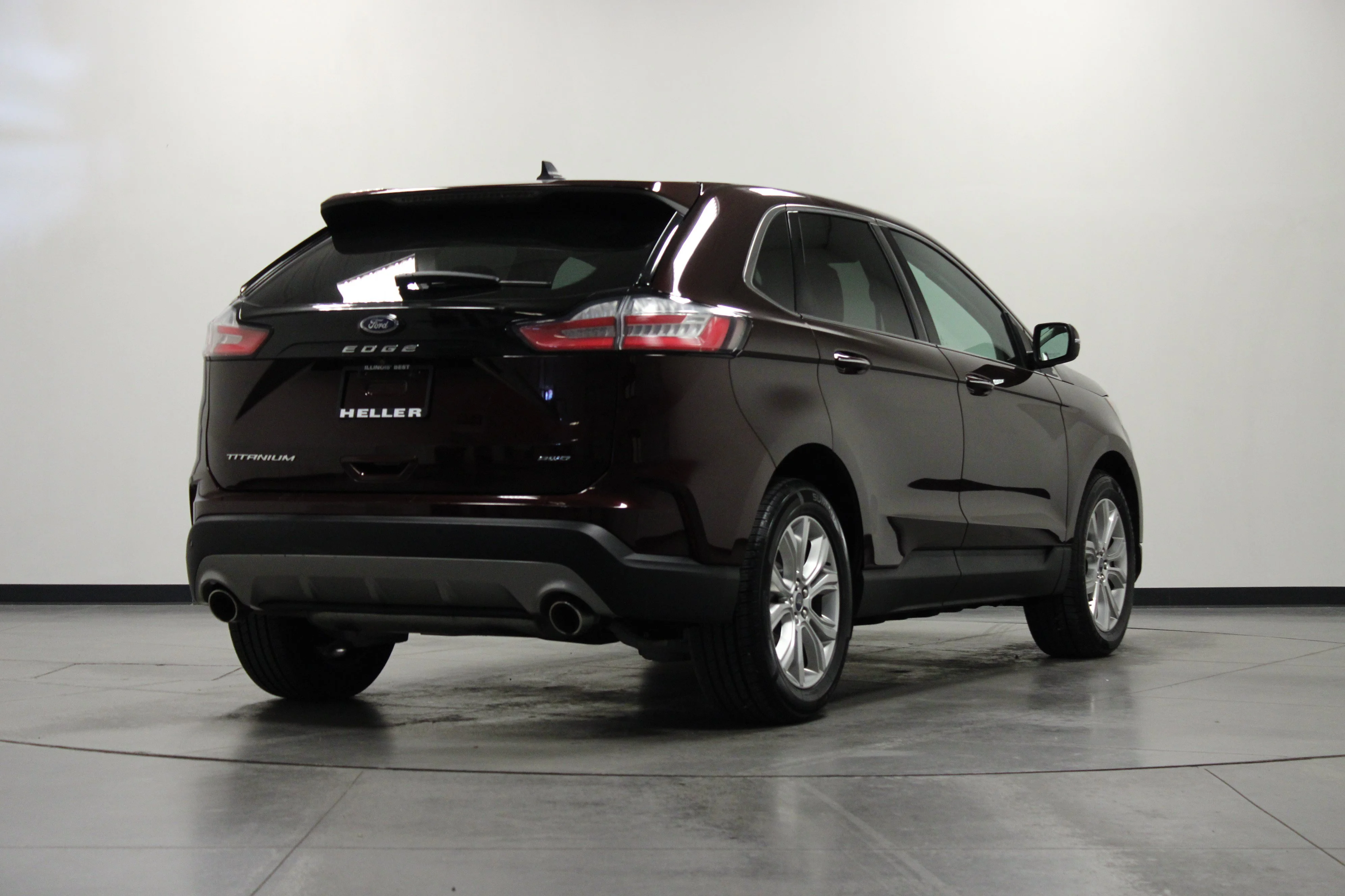 Used 2021 Burgundy Ford Titanium image 4
