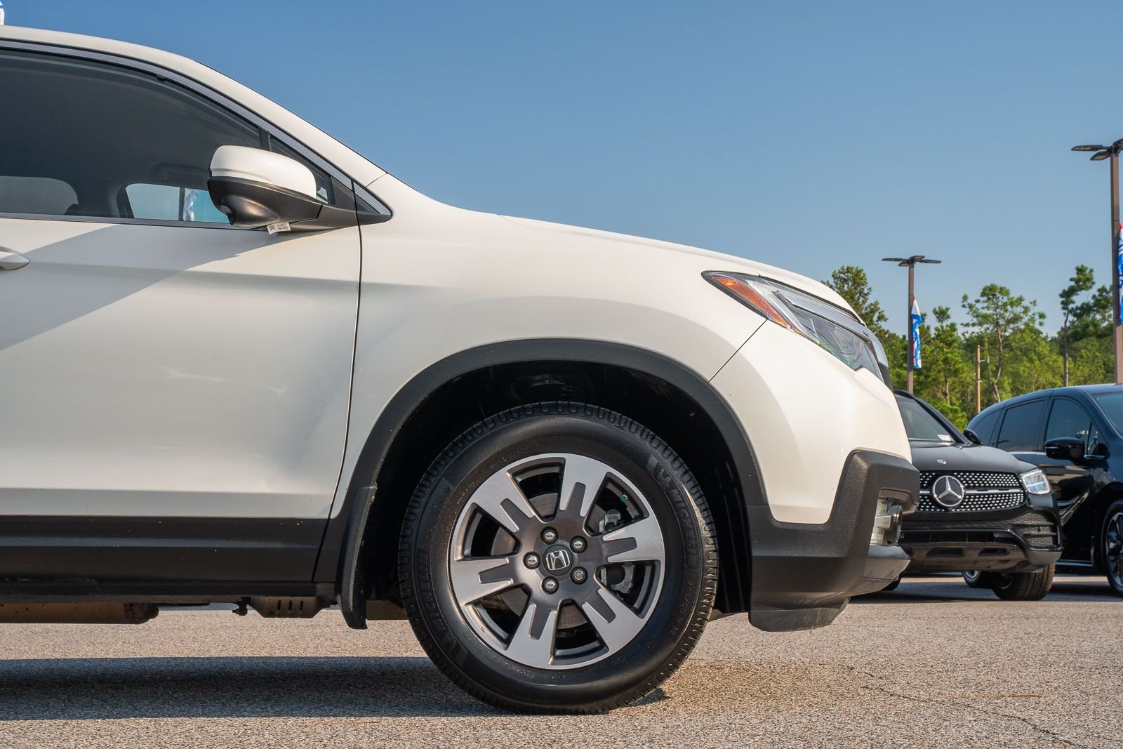 Used 2017 White Honda RTL-T image 9