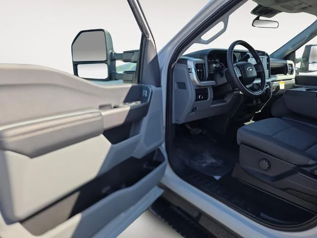New 2026 Avalanche Ford F-350® XL image 35