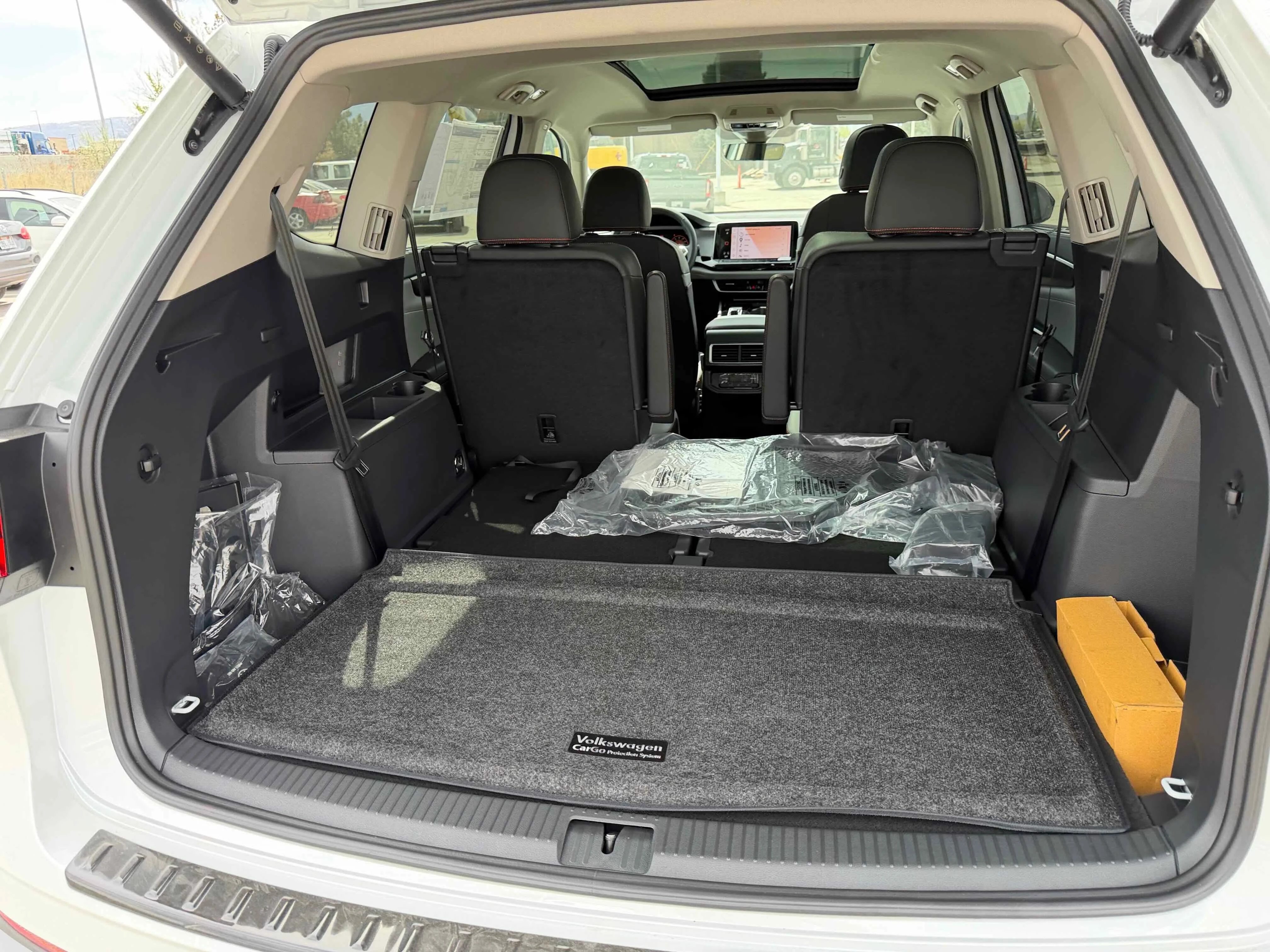 New 2026 Opal White Volkswagen 2.0T Peak Edition image 31