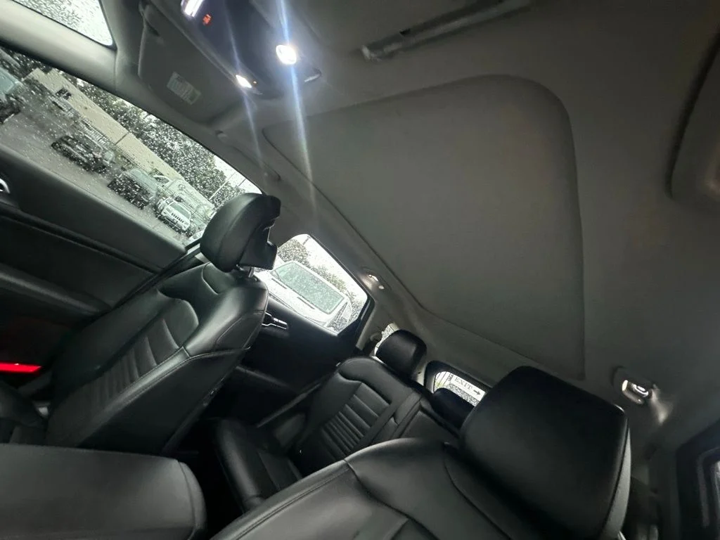 Used 2025 White Kia SX-Prestige image 12