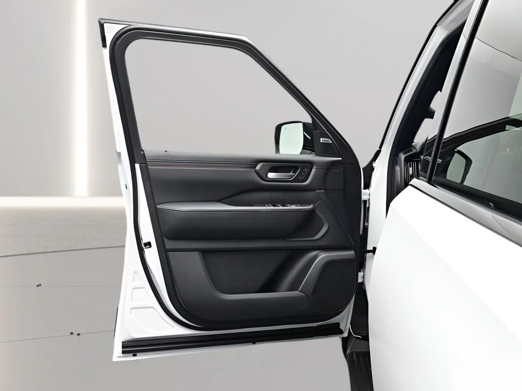 New 2025 2t Wht Blk Nissan PRO-4X® image 17