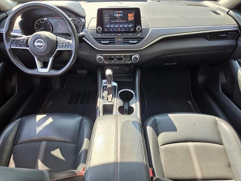Used 2024 Pearl NISSAN 2.5 SR image 13