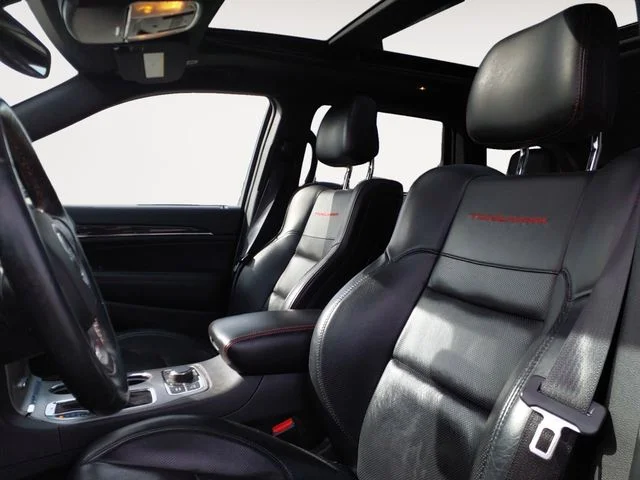 Used 2017 White Jeep Trailhawk image 10
