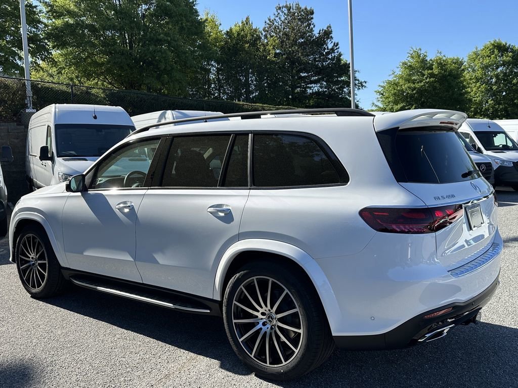 New 2026 MANUFAKTUR Moonlight White Metallic Mercedes-Benz GLS 450 image 6