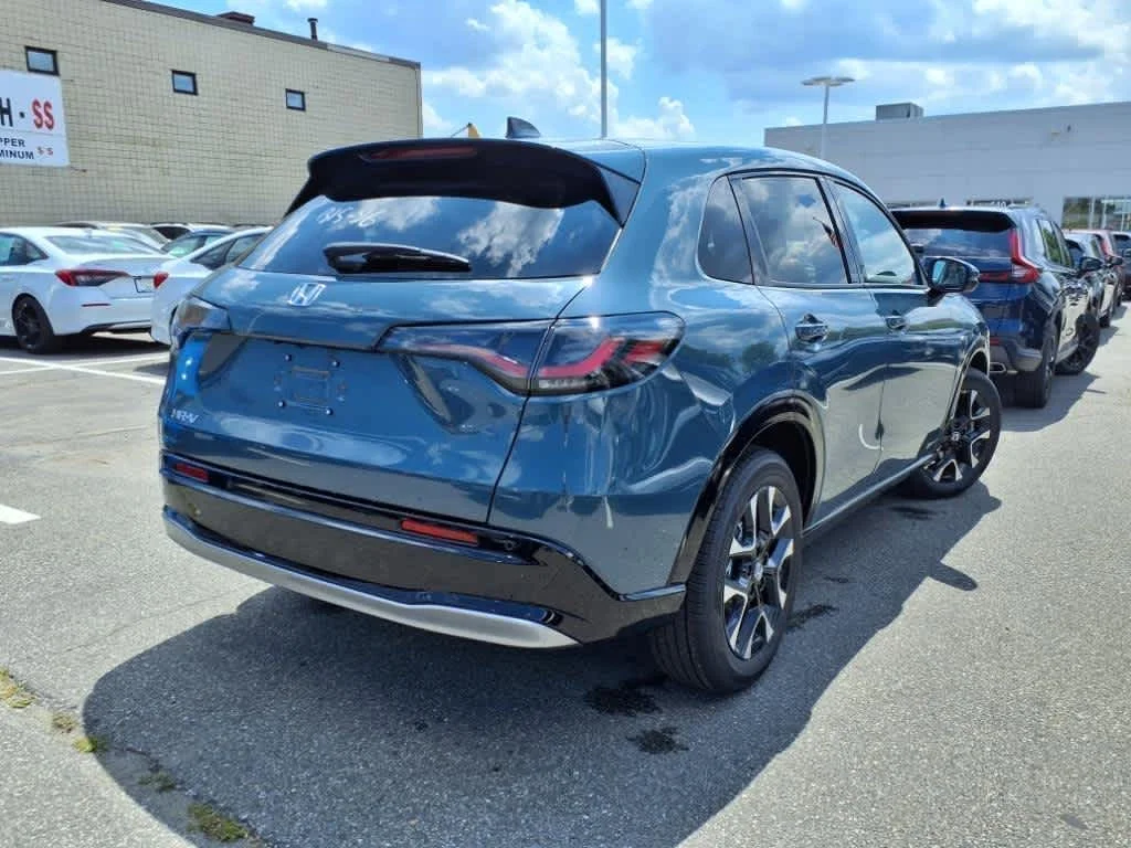 New 2027 Nordic Forest Pearl Honda EX-L image 3