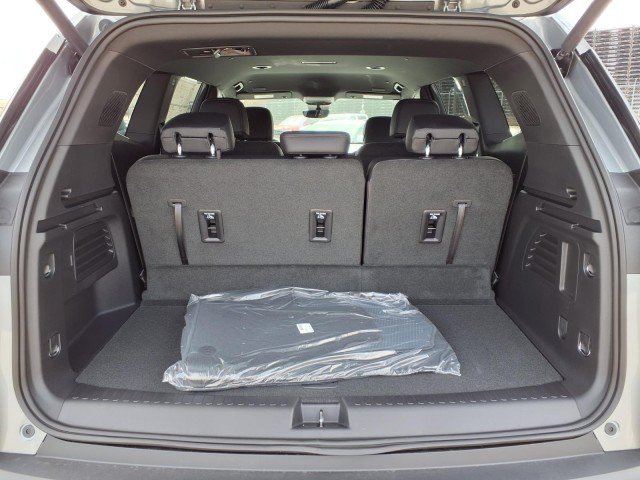 2026 GMC Acadia Elevation - Photo 13