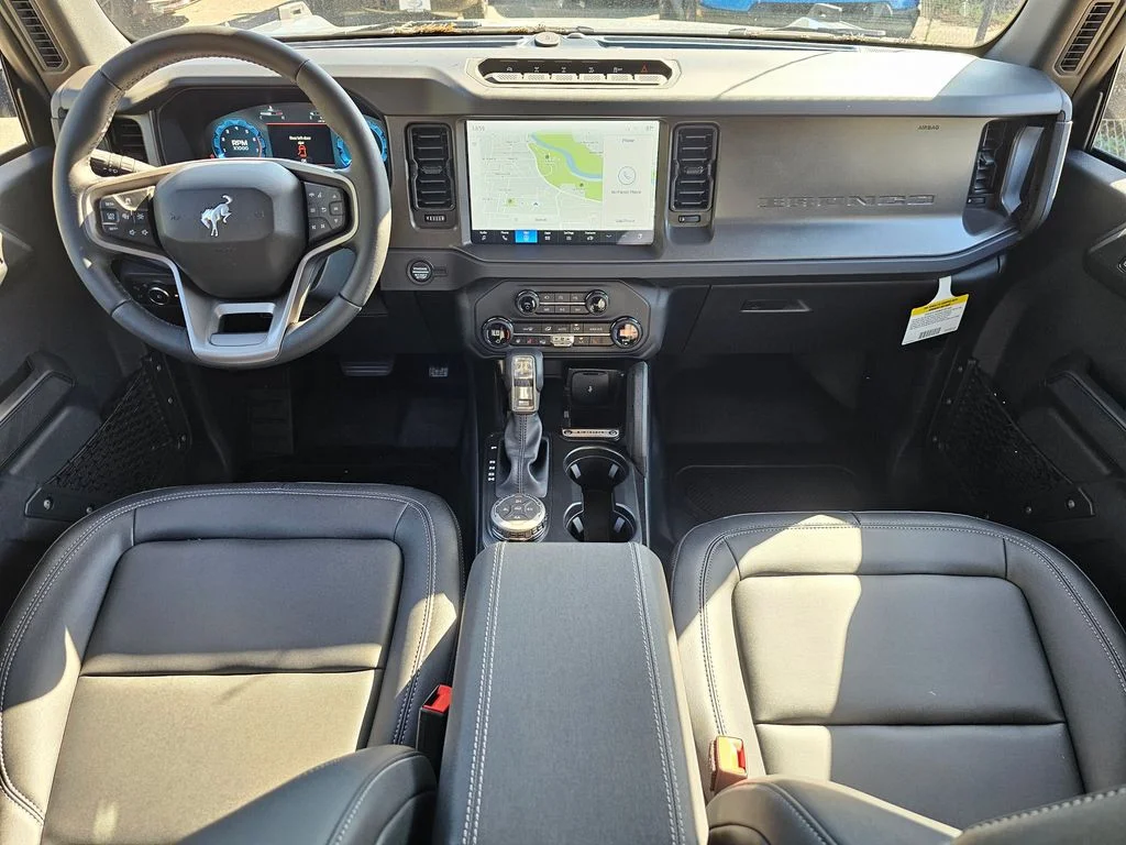 New 2025 Azure Gray Metallic Tri-Coat Ford Badlands® image 17