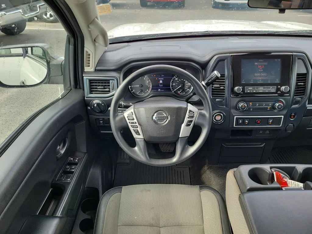Used 2020 White Nissan S image 10