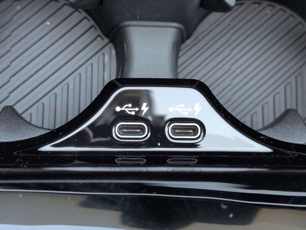 New 2027  BMW 530i image 23