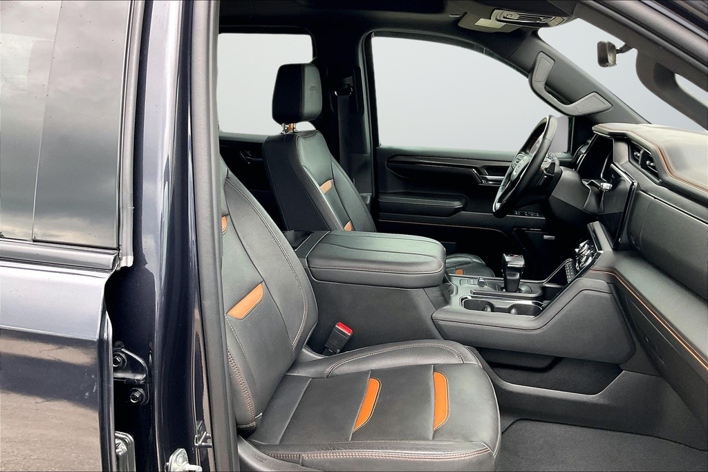 Used 2023 Titanium GMC AT4 image 13