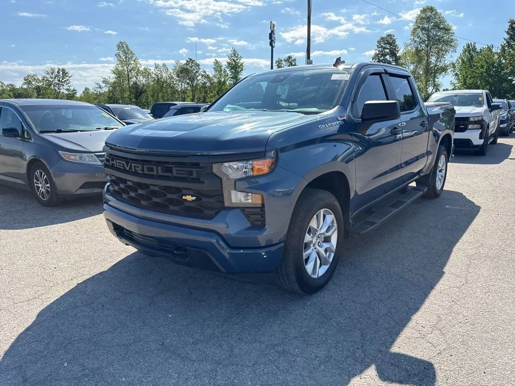 2024 Chevrolet Silverado 1500 Custom 4X4 Crew Cab Short Box's photo