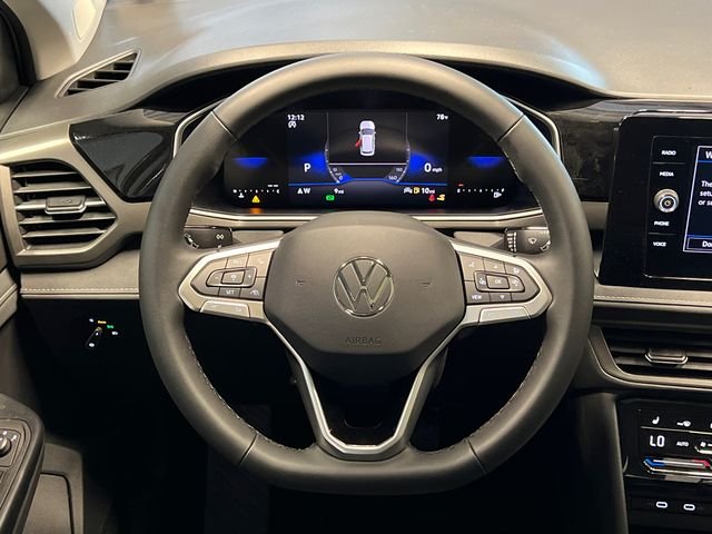New 2026 Green Volkswagen 1.5T SE Black image 12