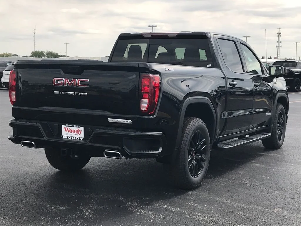 New 2026 Onyx Black GMC Elevation image 10