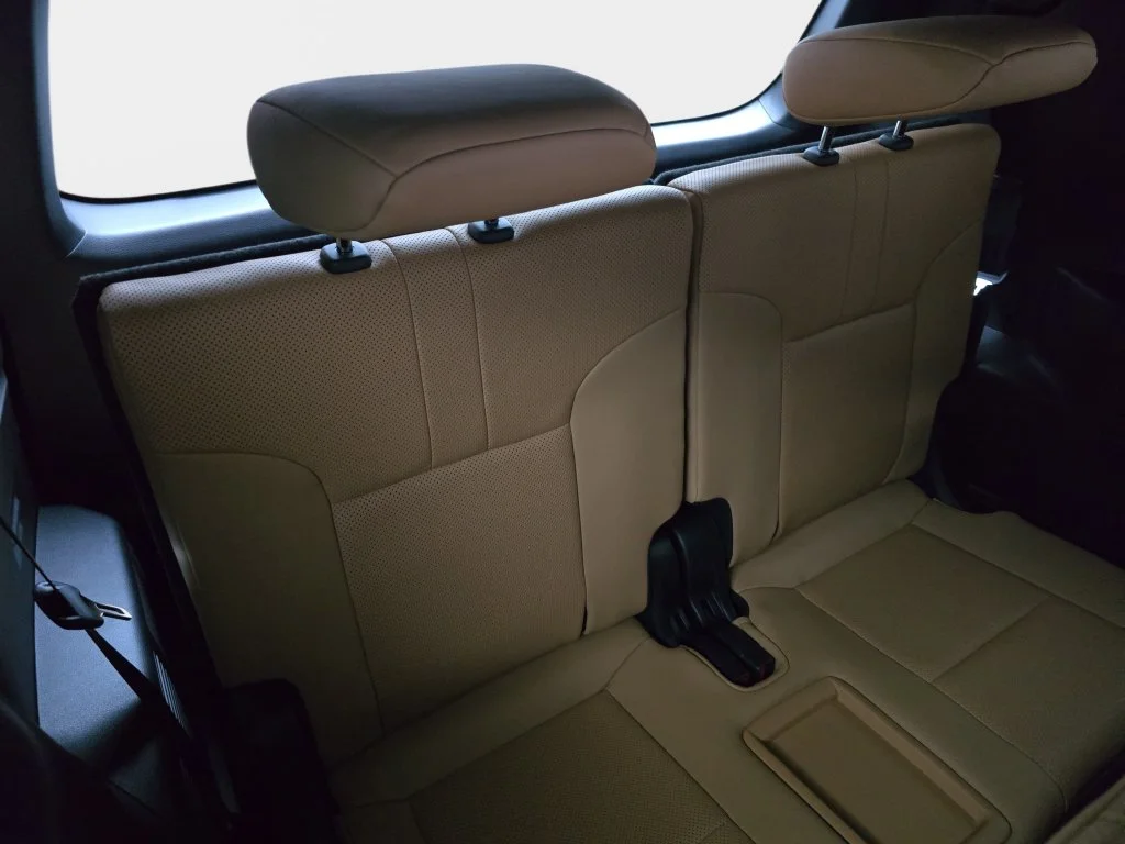 New 2026 Eminent White Pearl Lexus 700h Luxury image 12
