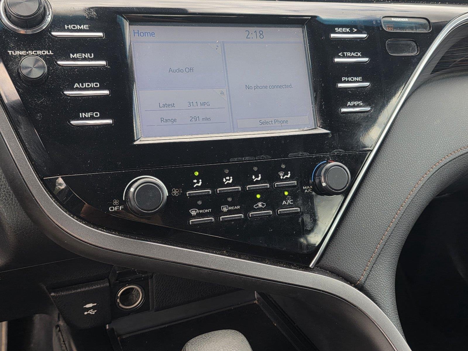 Used 2018 Predawn Gray Mica Toyota LE image 17