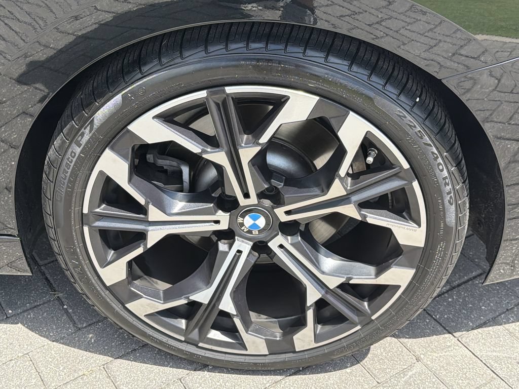 2025 BMW 2 Series 230i - Photo 31