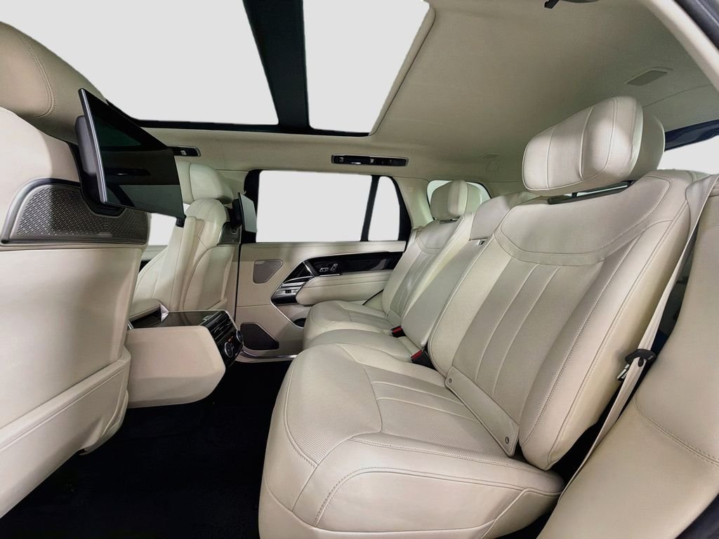 Certified Used 2024 White Land Rover Autobiography image 26