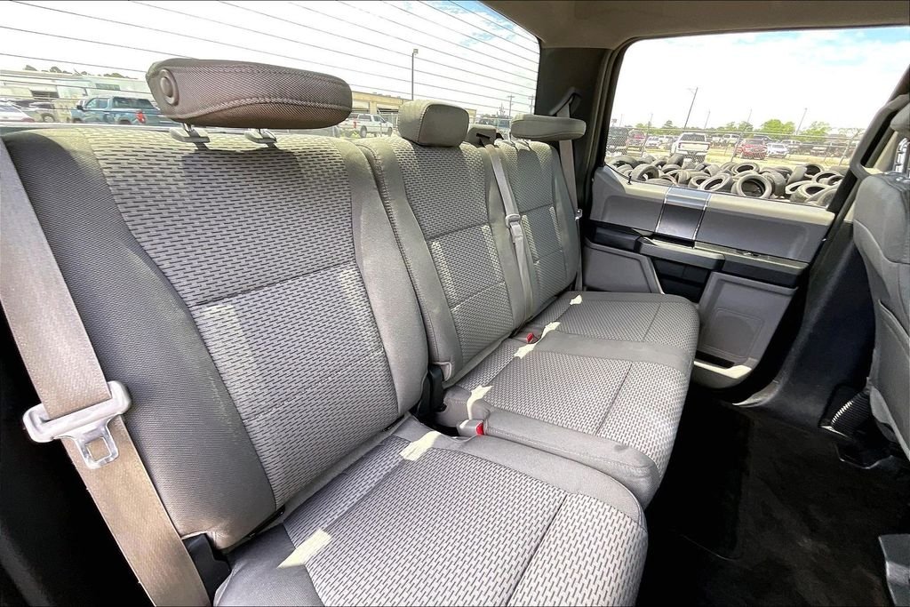 Used 2016 Blue Ford XLT image 22