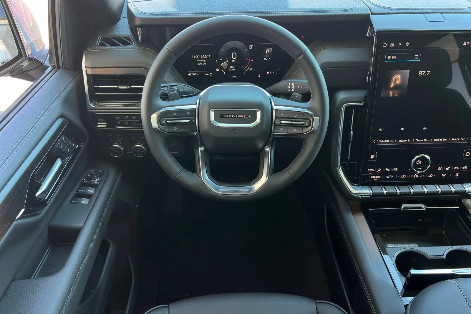 2026 GMC Yukon XL Denali - Photo 12