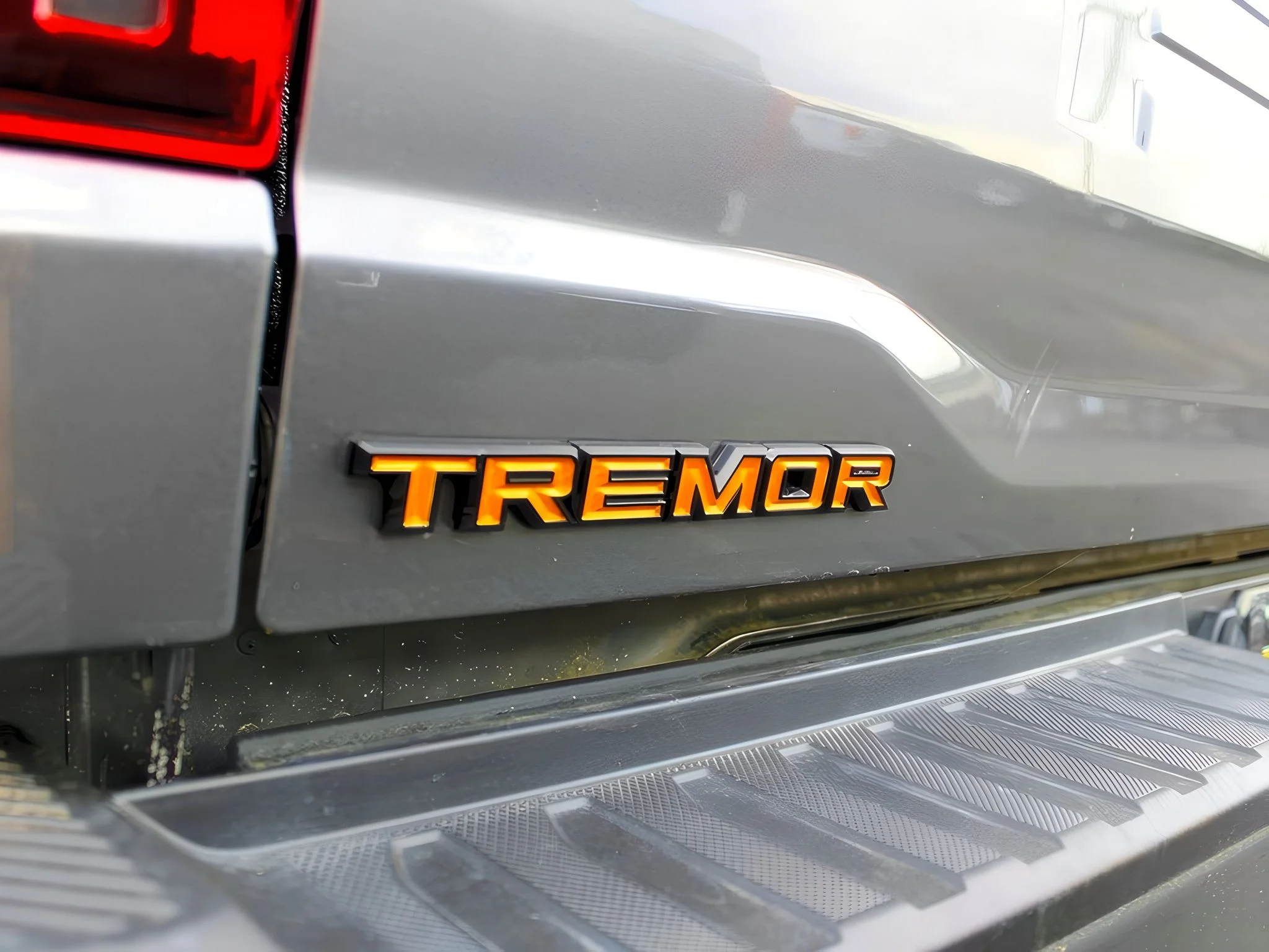 2025 Ford F-150 Tremor - Photo 17