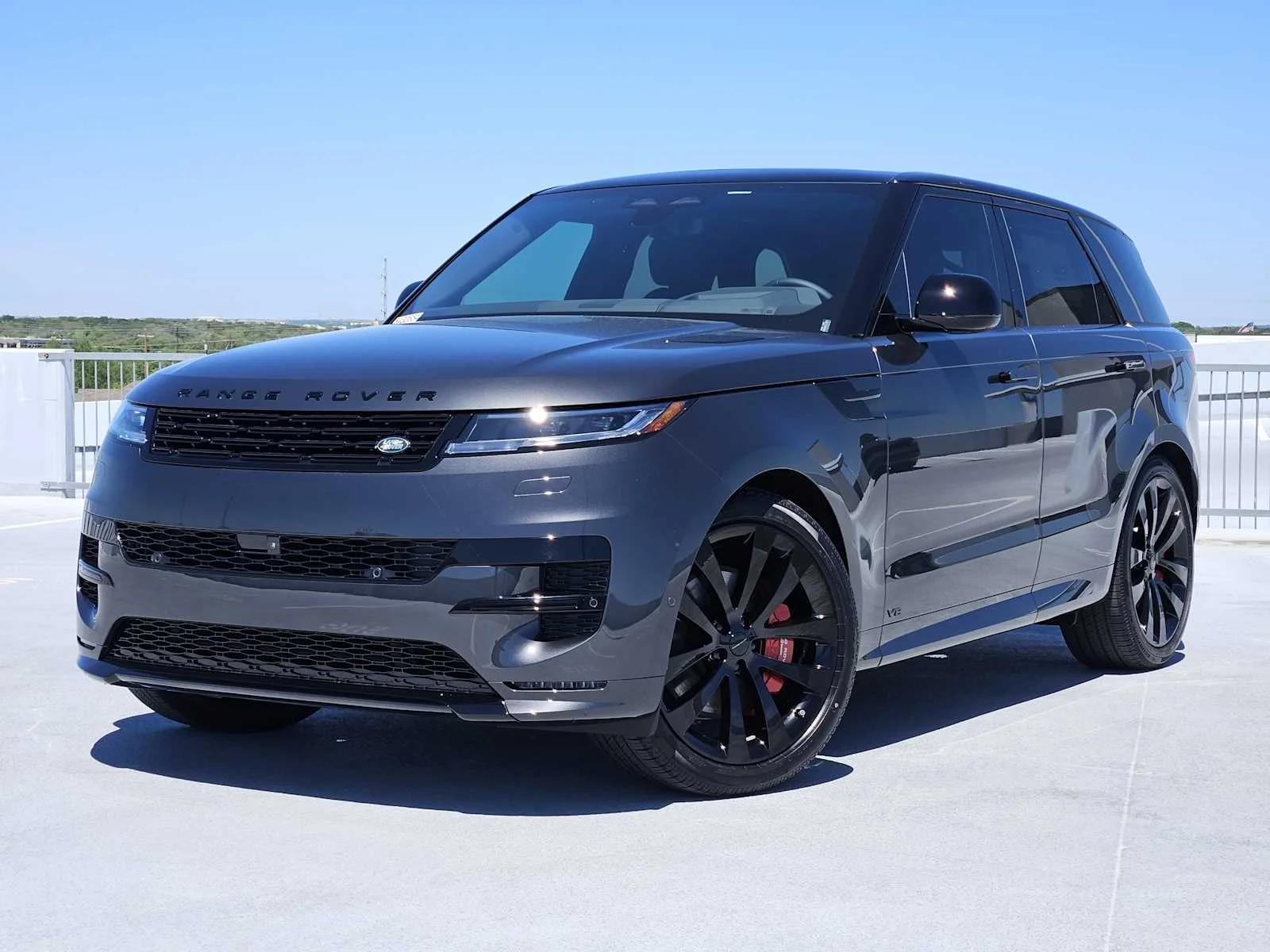 2026 Land Rover Range Rover Sport P530 Dynamic SE's photo