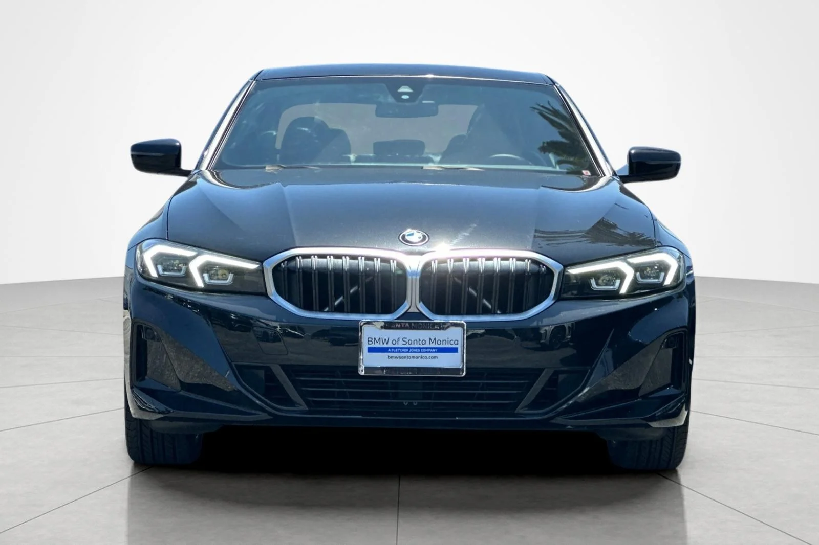 Used 2023 Black Sapphire Metallic BMW 330i image 8