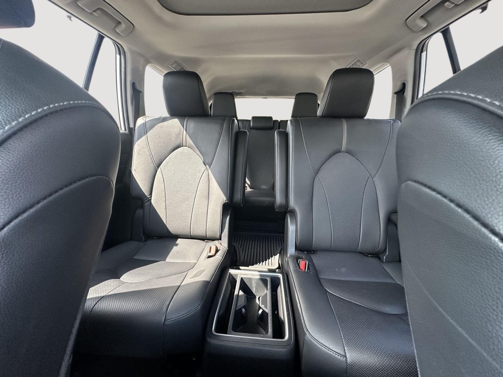 Used 2024 Wind Chill Pearl Toyota Platinum image 13