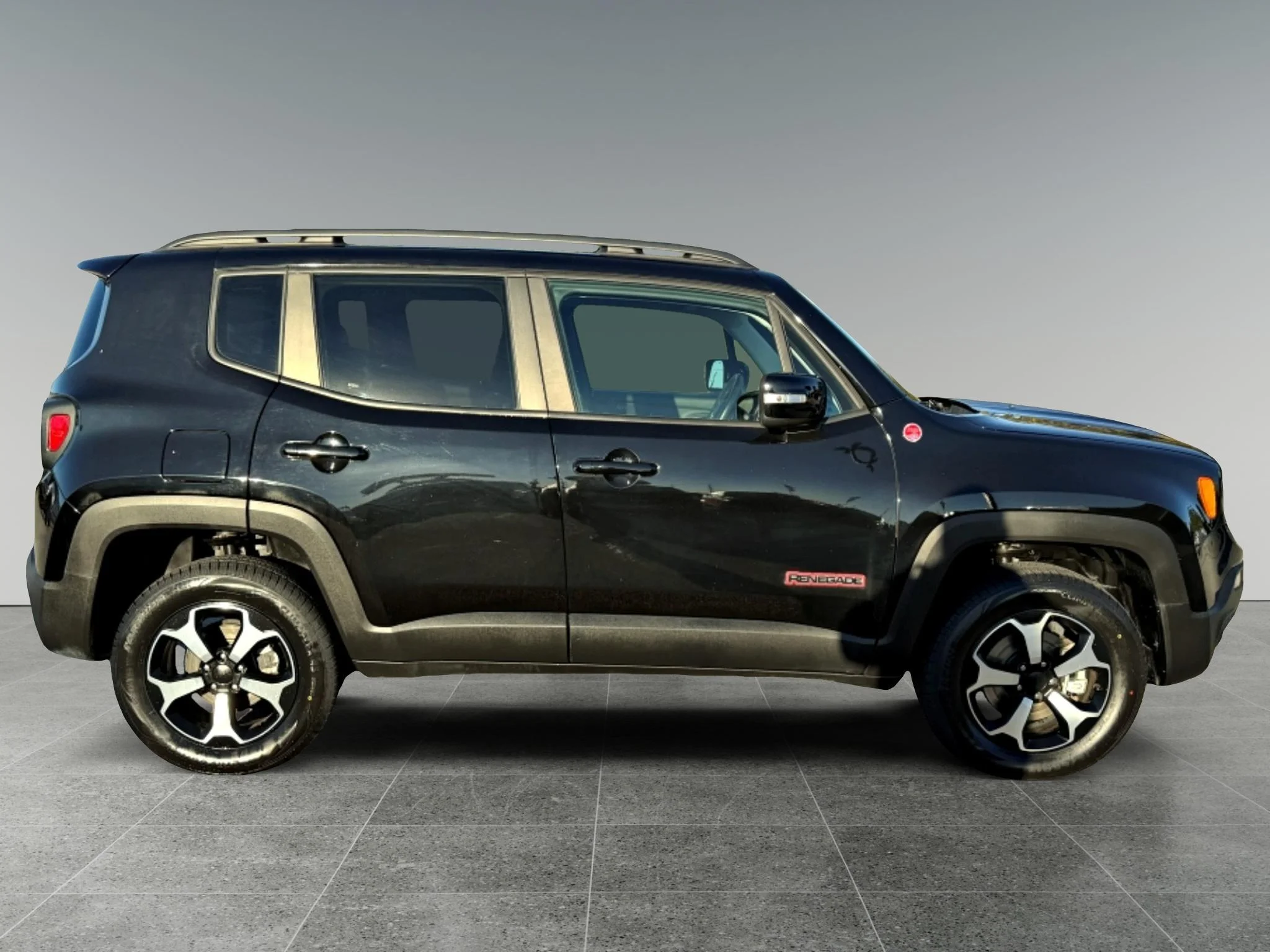 Used 2022 Black Clearcoat Jeep Trailhawk image 7