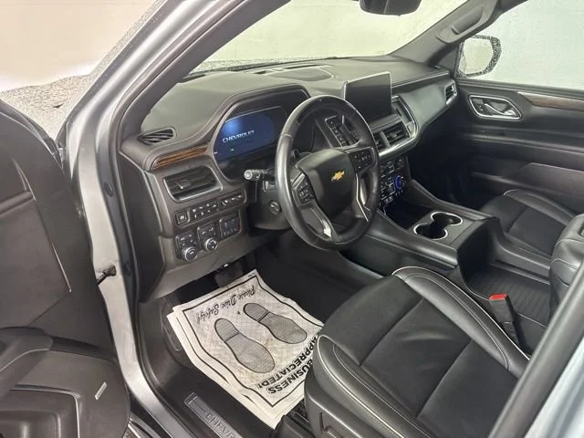 Used 2024 Sterling Gray Metallic Chevrolet Premier image 27