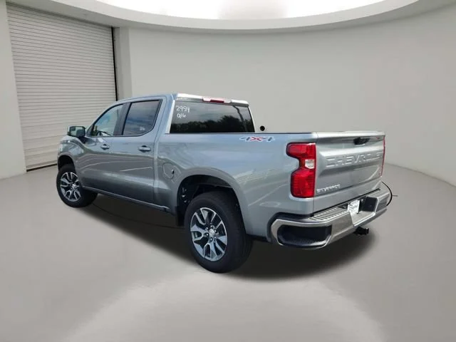 New 2026 Sterling Gray Metallic Chevrolet LT (2FL) image 5