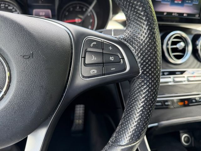 Used 2019 Polar White Mercedes-Benz GLC 300 image 28