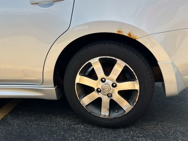 Used 2012 Silver Nissan 2.0 SR image 5