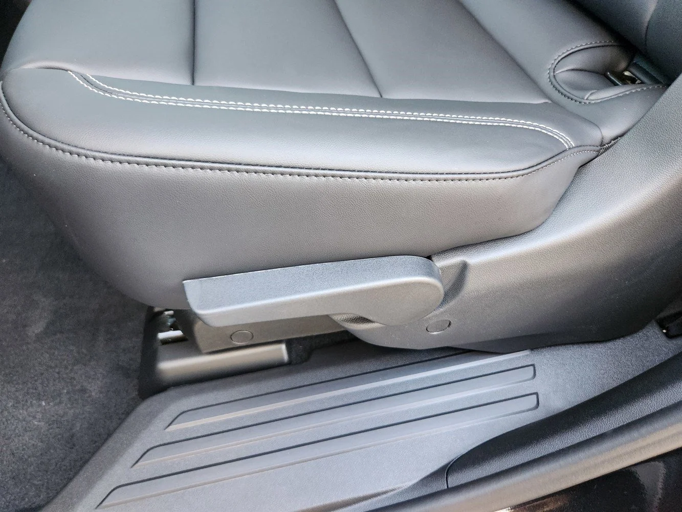 2026 GMC Acadia Elevation - Photo 22