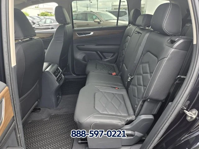 2026 Volkswagen Atlas SE w/Tech - Photo 8