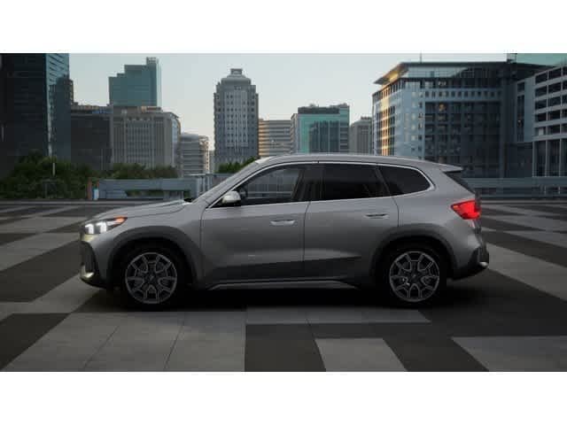 New 2026 Space Silver Metallic BMW xDrive28i image 4