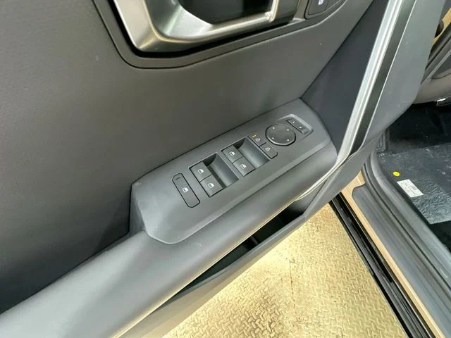 New 2027  Kia X-Line image 16