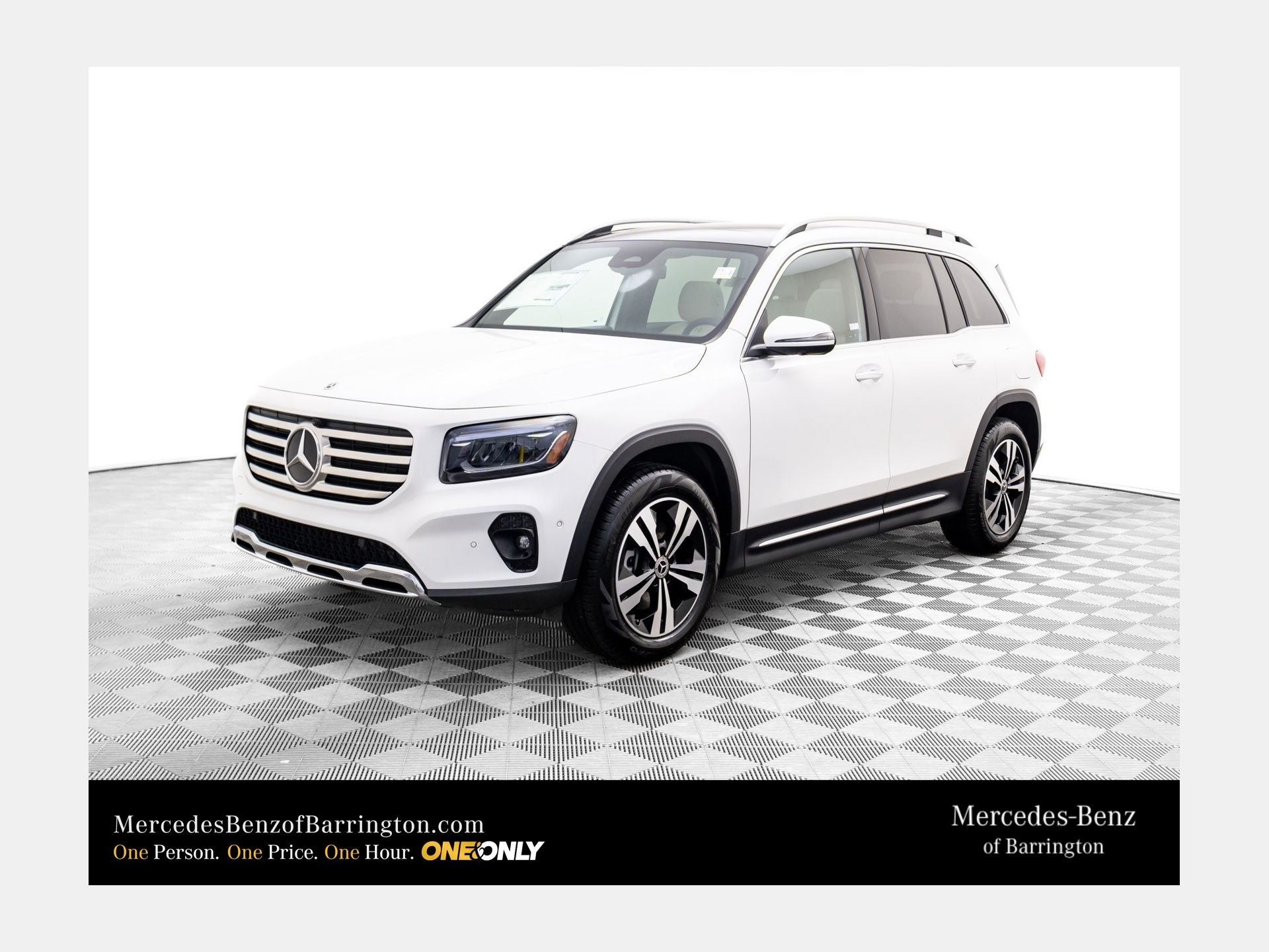 New 2026 Polar White Mercedes-Benz GLB 250 image 1