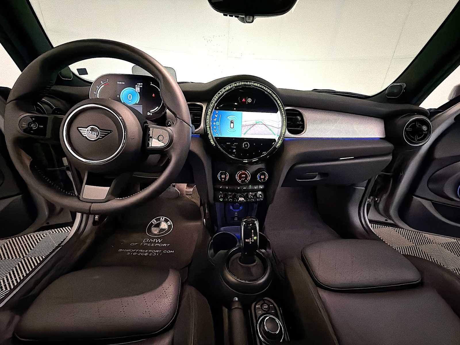 Used 2024 Melting Silver III Metallic MINI Cooper S image 15