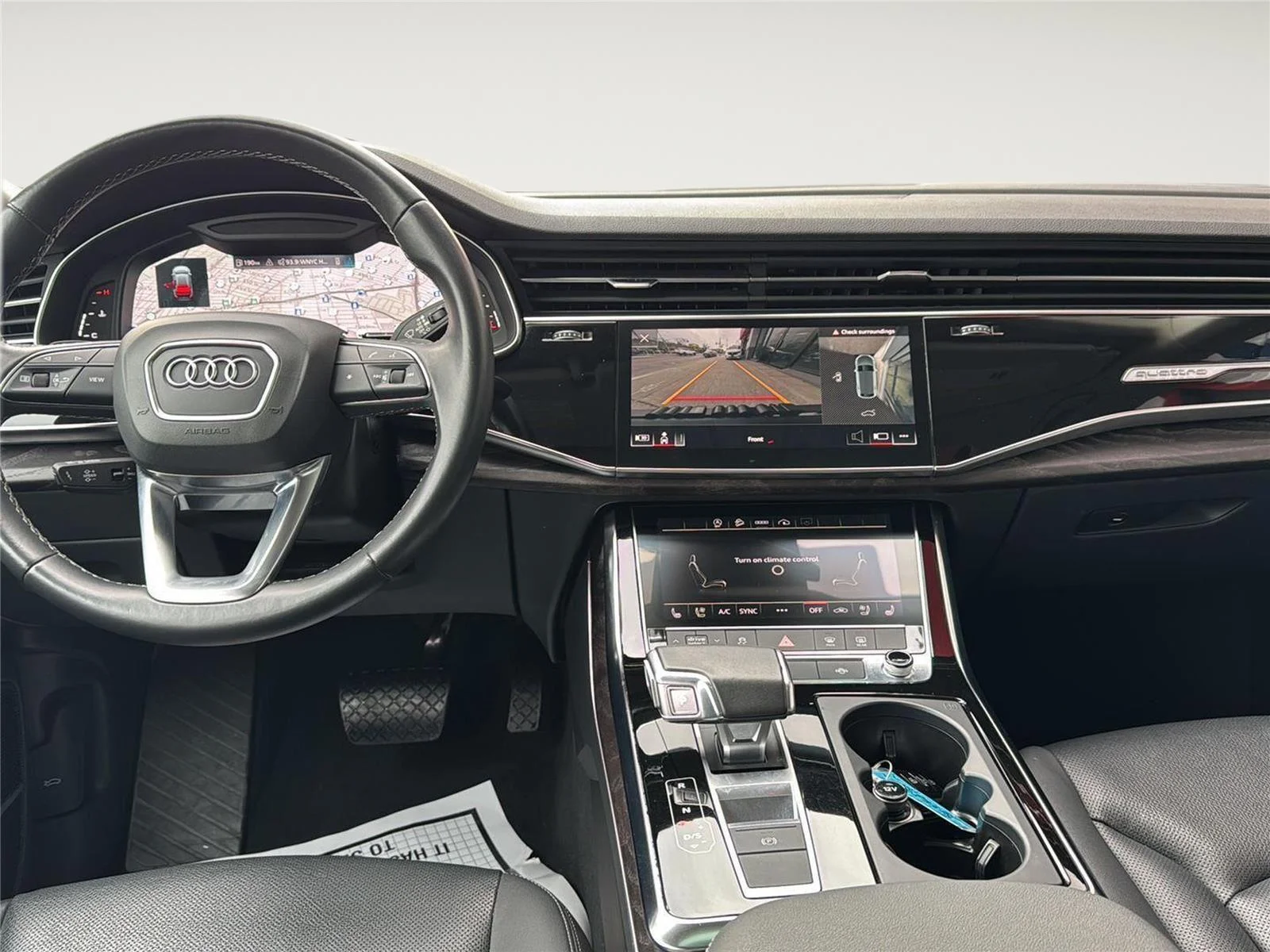 2022 Audi Q8 Premium Plus - Photo 22