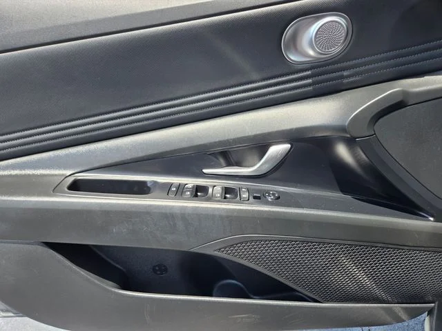 Used 2023 Gray Hyundai SEL image 35